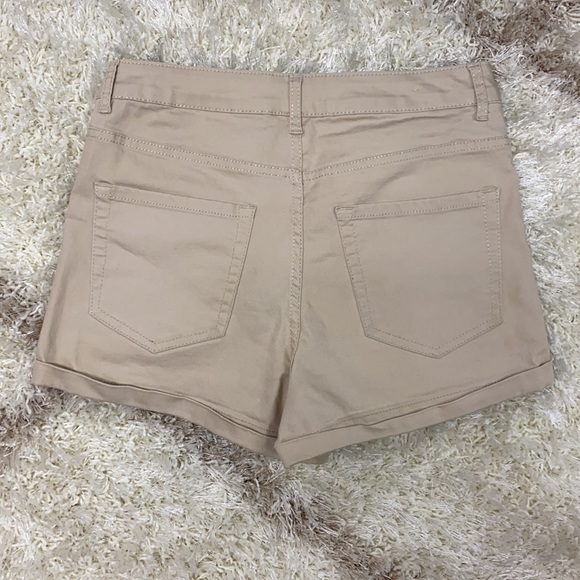 high wasted stretch shorts - Picture 3 of 4